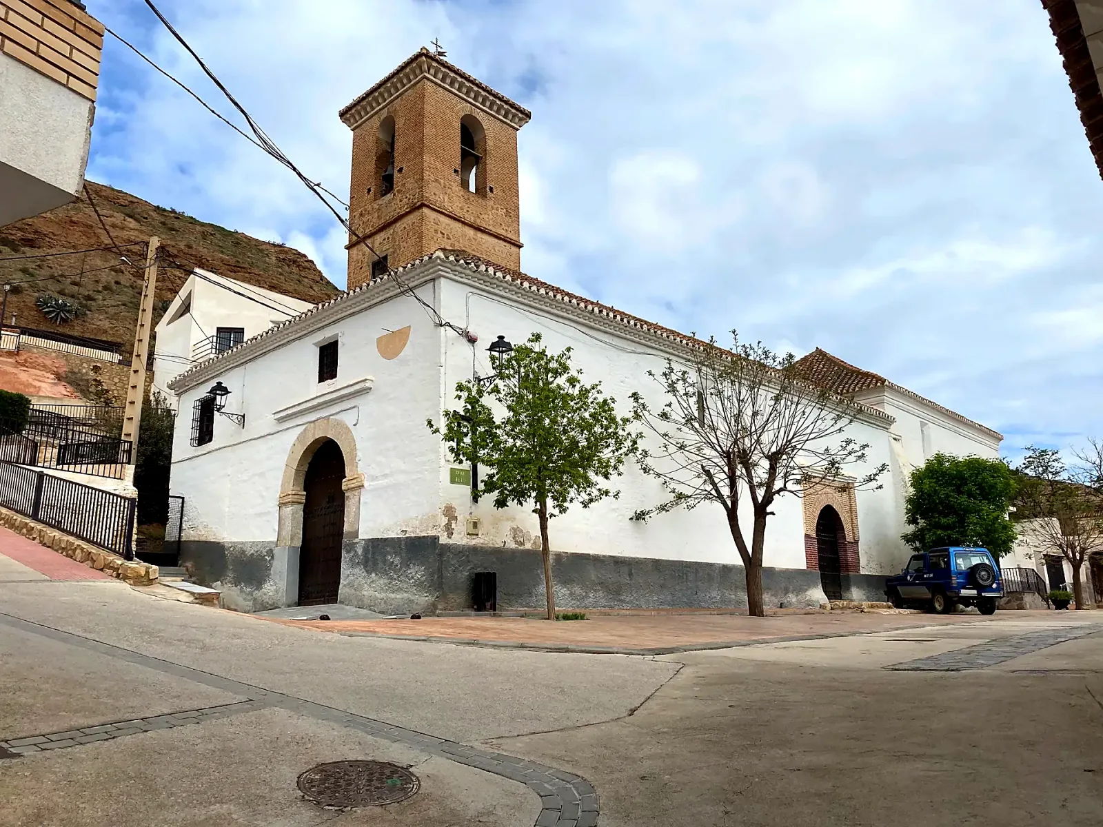 Exterior de la iglesia de Nuestra Señora de la Anunciación