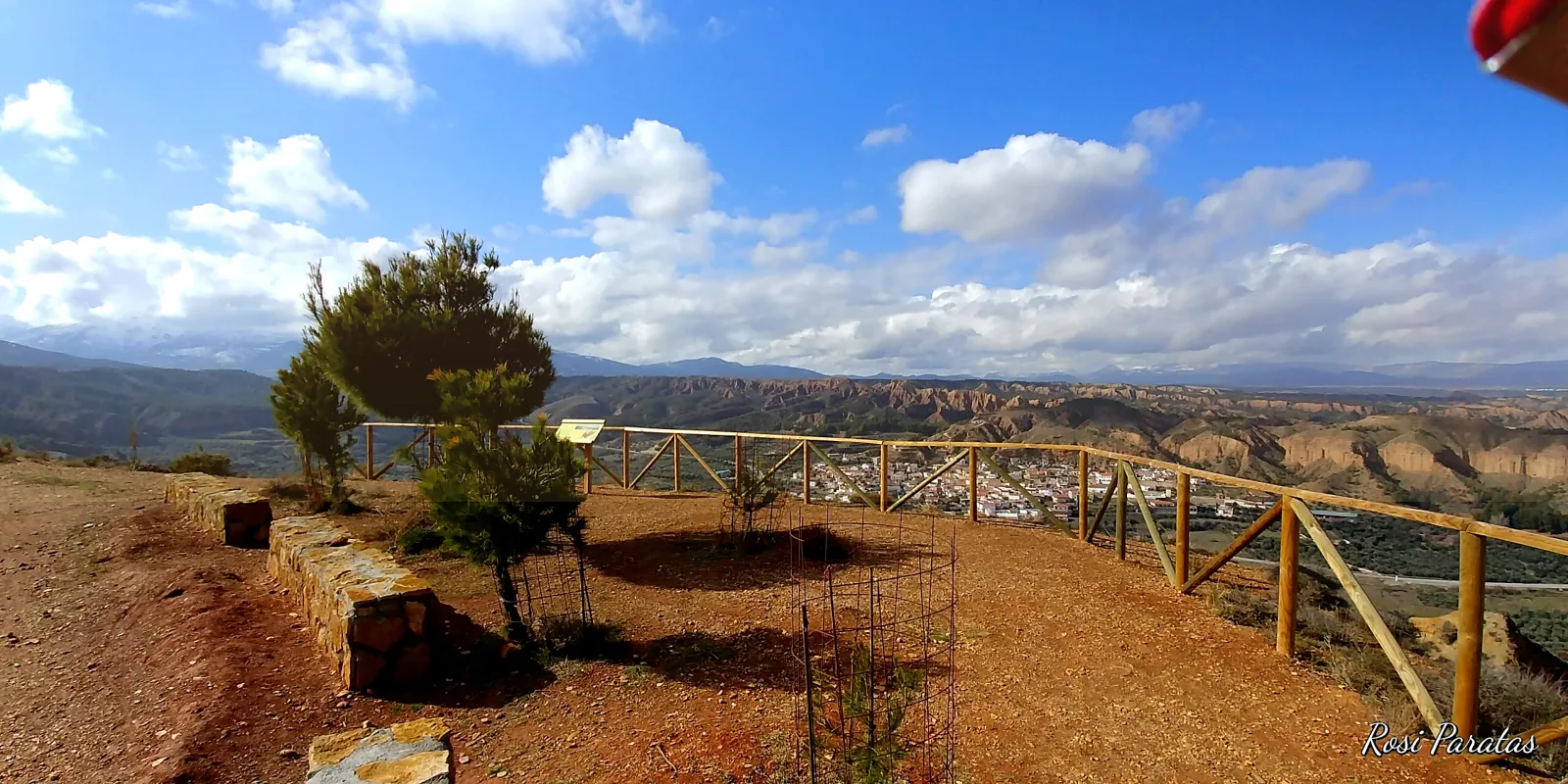 Vista panorámica de Beas y el valle desde el mirador del Fin del Mundo