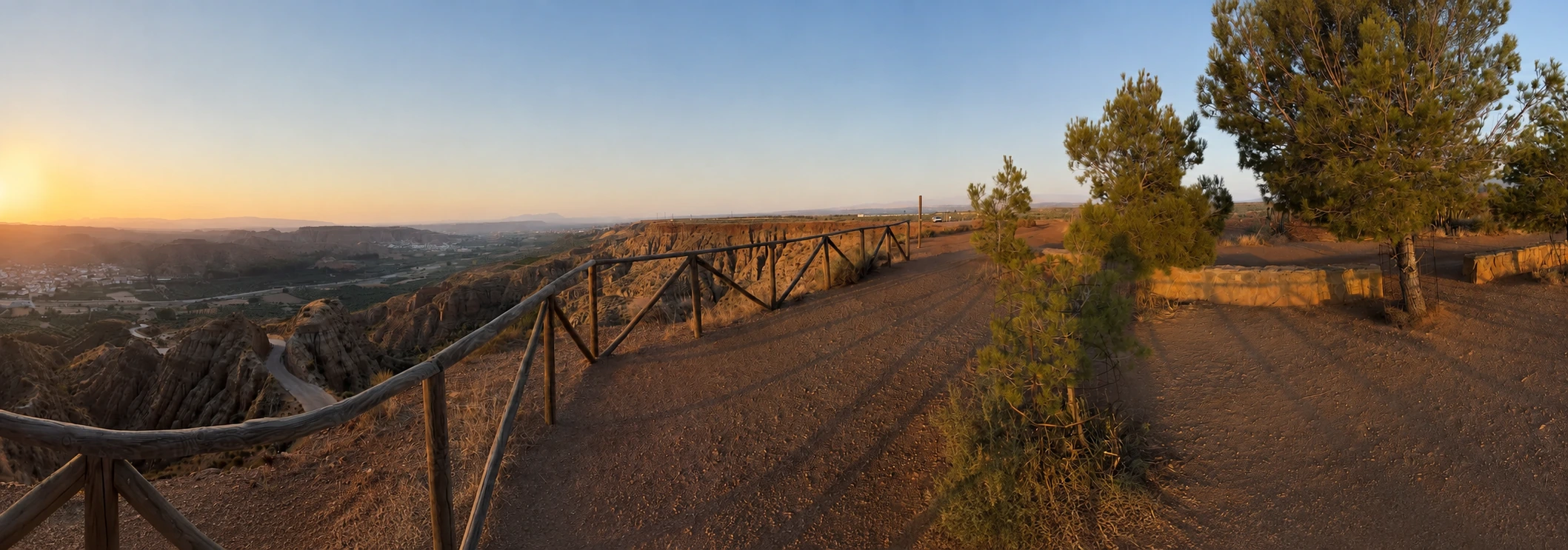 El valle y las cárcavas desde el Mirador del Fin del Mundo
