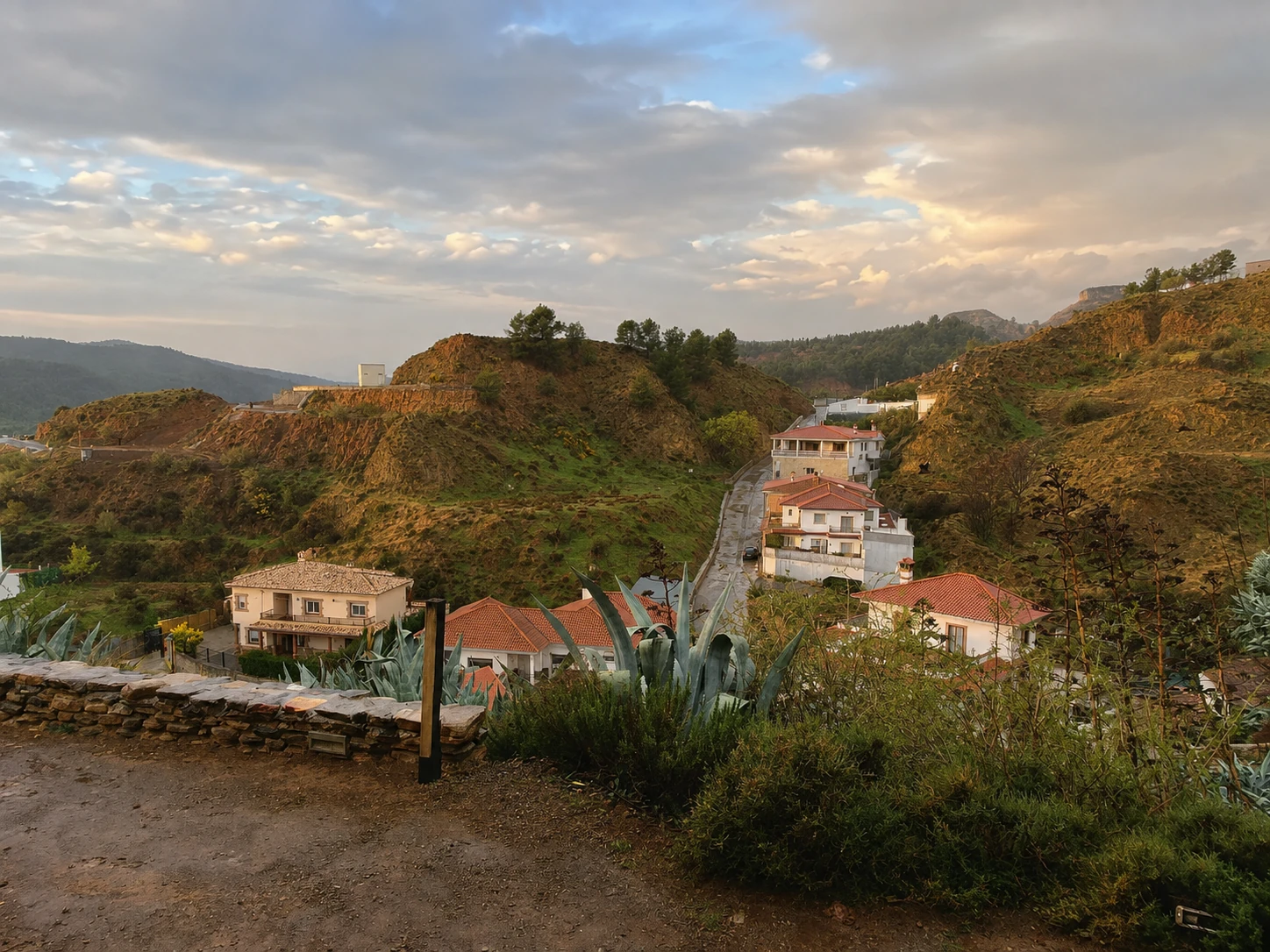 Las casas entre las laderas